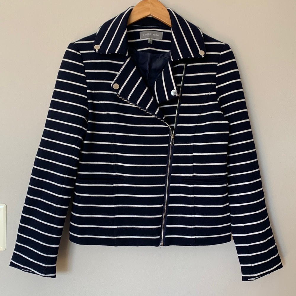 Navy and white zip-up blazer jacket